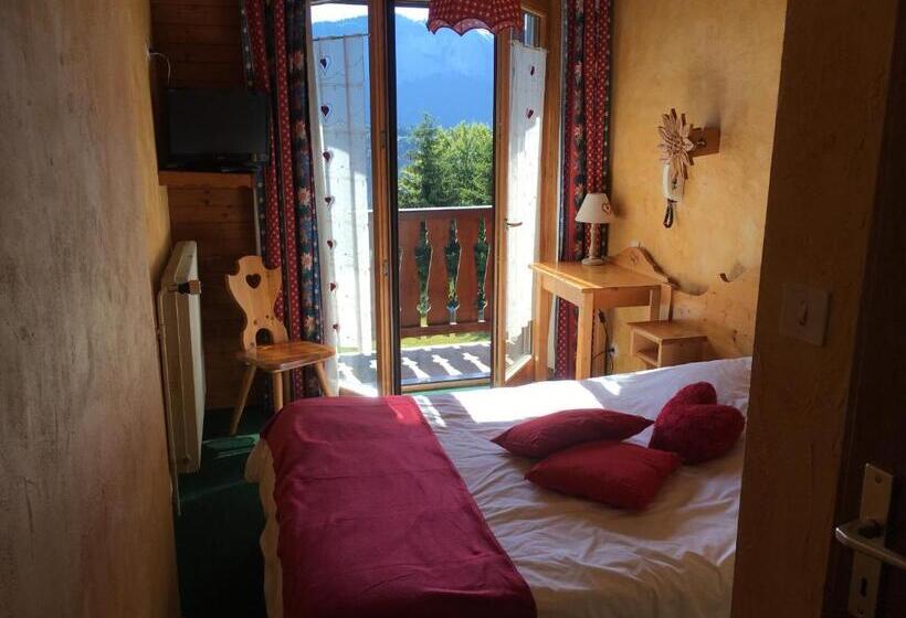 Номер Стандарт, Hôtel Les Skieurs