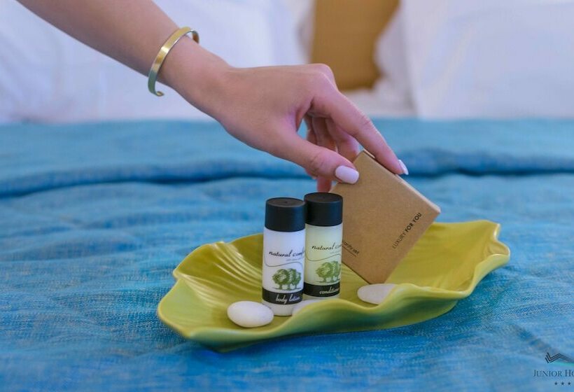 חדר סופריור נוף לים, Junior