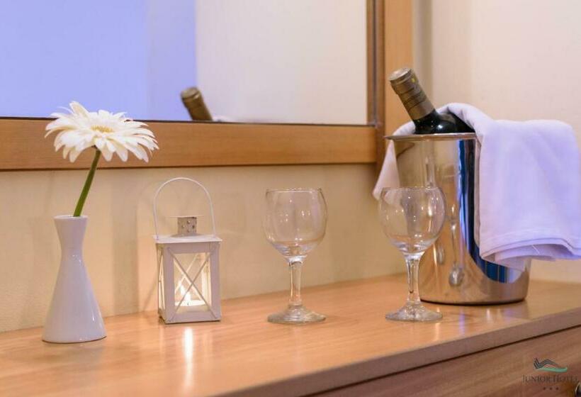 חדר סופריור נוף לים, Junior