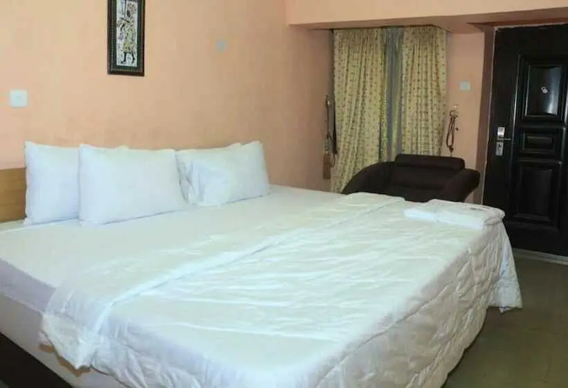 آپارتمان 1 خوابه, Keves Inn And Suites