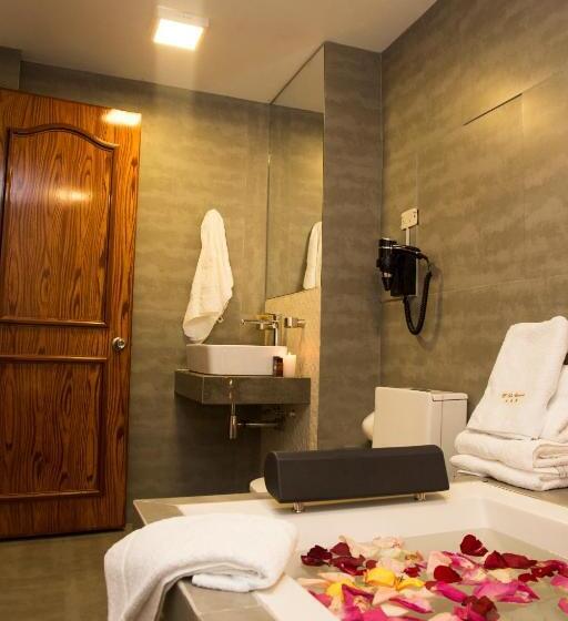 スーペリアトリプルルーム, La Casona Monsante