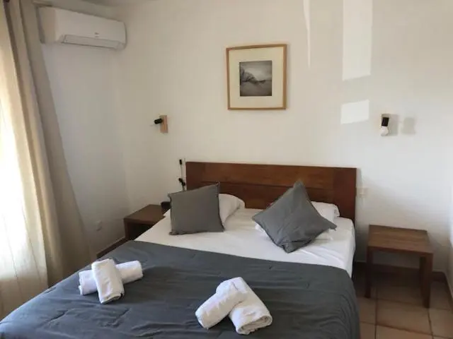 اتاق استاندارد سه نفره, Le Bleu Marine