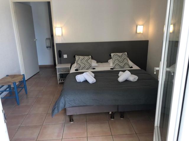 اتاق استاندارد با بالکن, Le Bleu Marine