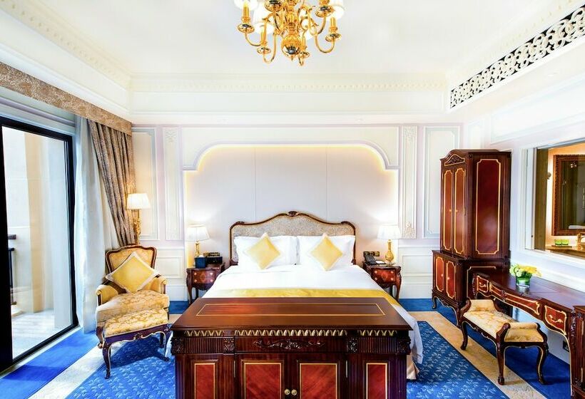 اتاق لوکس, Legend Palace