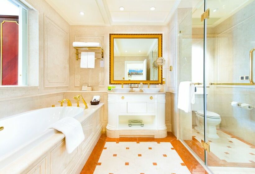 اتاق سوپریور, Legend Palace