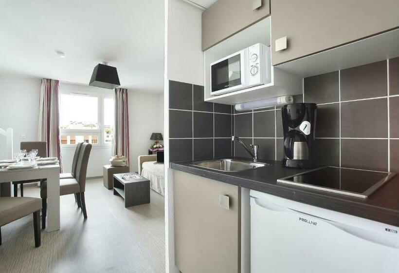 Апартаменты 2 Спальни, Odalys City Marseille Le Dôme