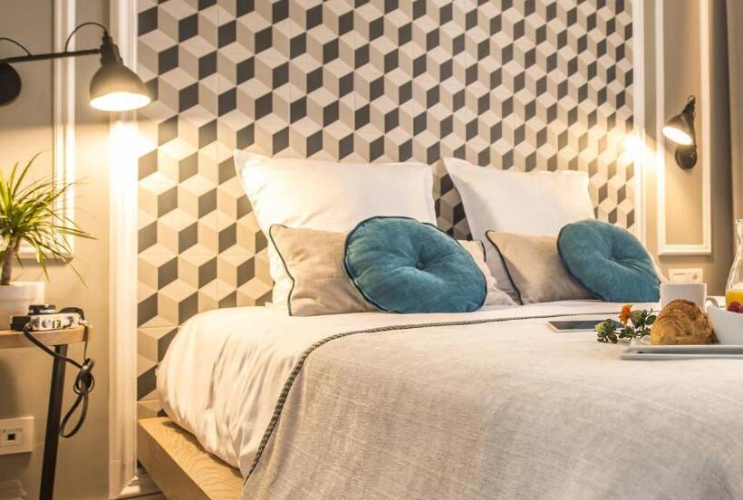 Номер Стандарт, Mosaic By Ona