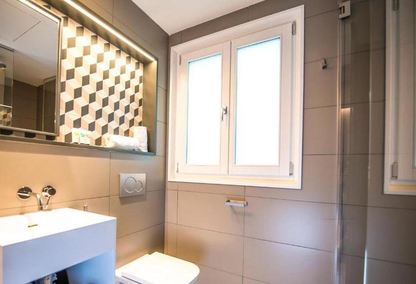 Номер Стандарт, Mosaic By Ona