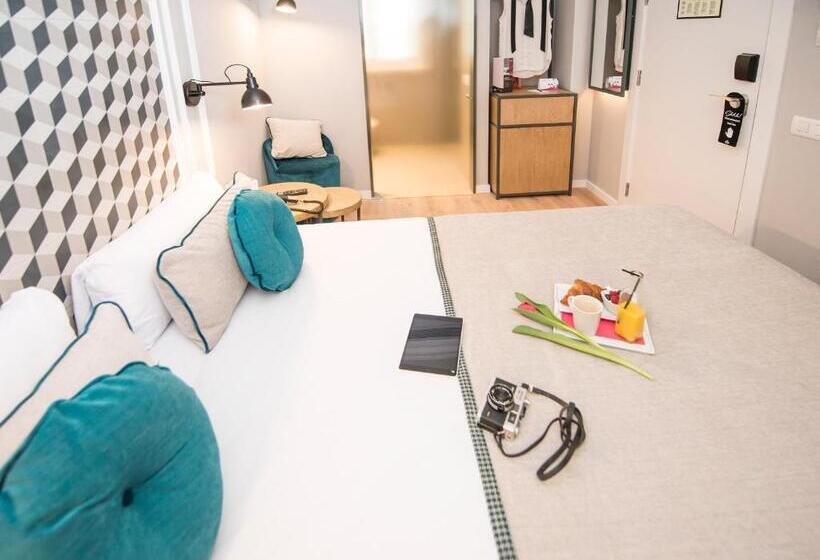 Номер Стандарт, Mosaic By Ona