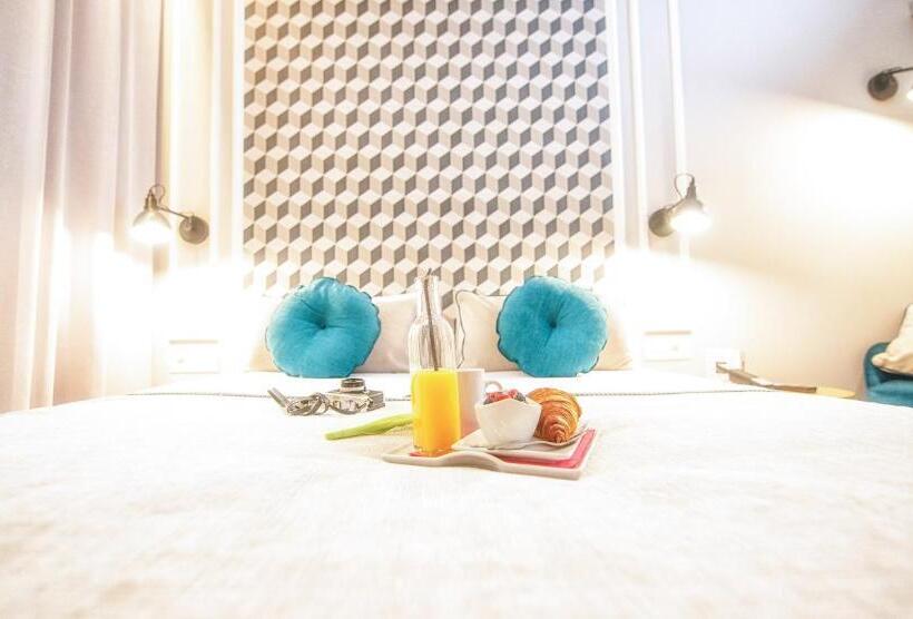 Номер Стандарт, Mosaic By Ona