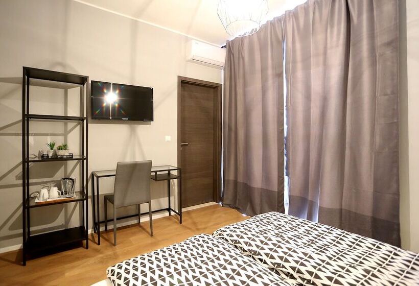 اتاق استاندارد با بالکن, Prestige Design Rooms