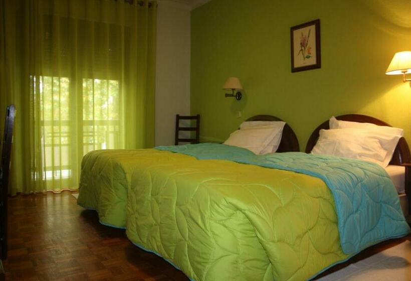 غرفة قياسية, Ribadouro