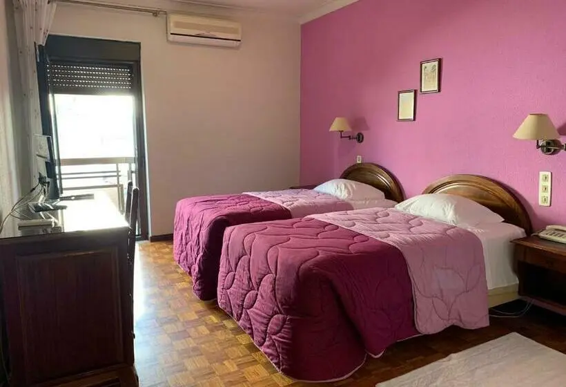 Standard-huone, Ribadouro