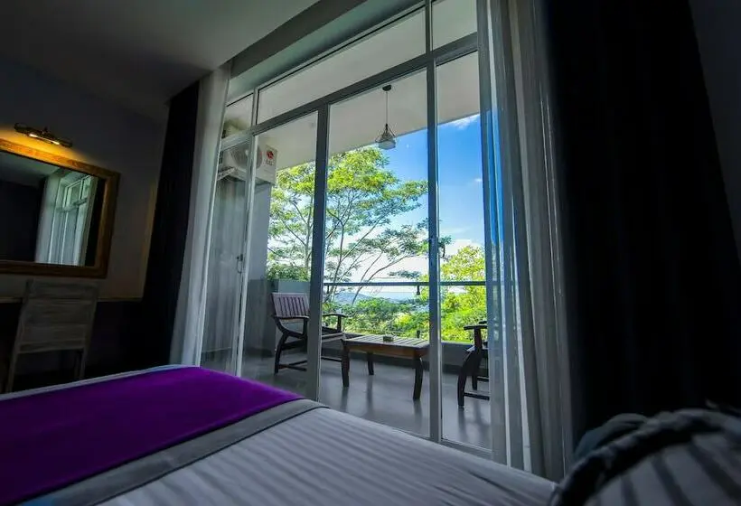 Family Suite, Skyloft Kandy By Aaradhya