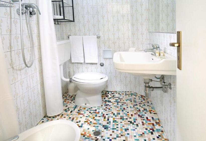 غرفة إقتصادية رباعية, Villa Sole Resort