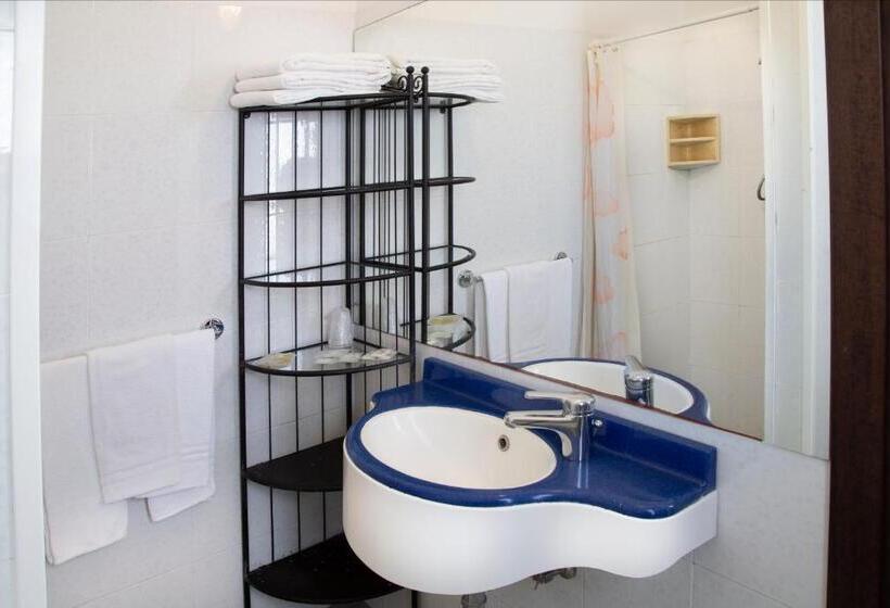 غرفة قياسية رباعية, Villa Sole Resort