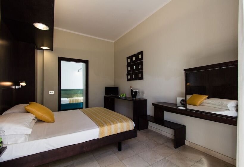 غرفة كومفورت ثلاثية, Villa Sole Resort