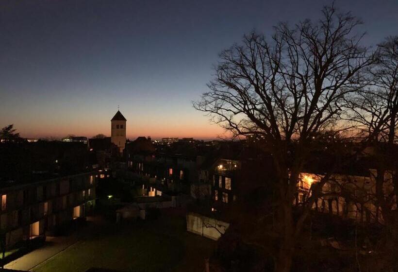 غرفة قياسية سرير كينج, The Hamptons Boutique