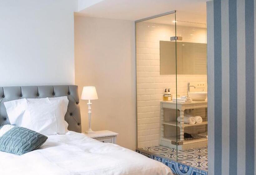 جناح سرير كينج, The Hamptons Boutique