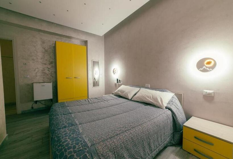 اتاق سوپریور سه تخته, B&b La Colonna