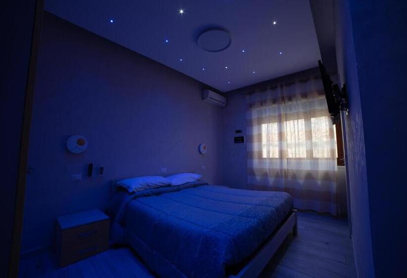 اتاق لوکس سه تخته, B&b La Colonna