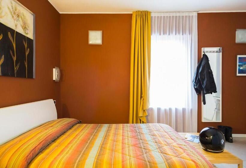 اتاق استاندارد, Affittacamere Polvara Trentuno