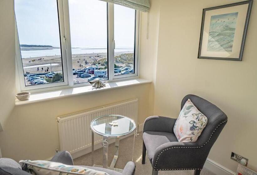 高级海景房, Awel Y Mor