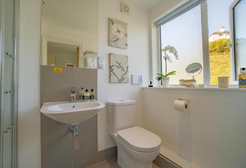 高级海景房, Awel Y Mor