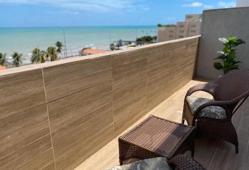 オーシャンビューデラックスルームバルコニー付き, Anjos Praia