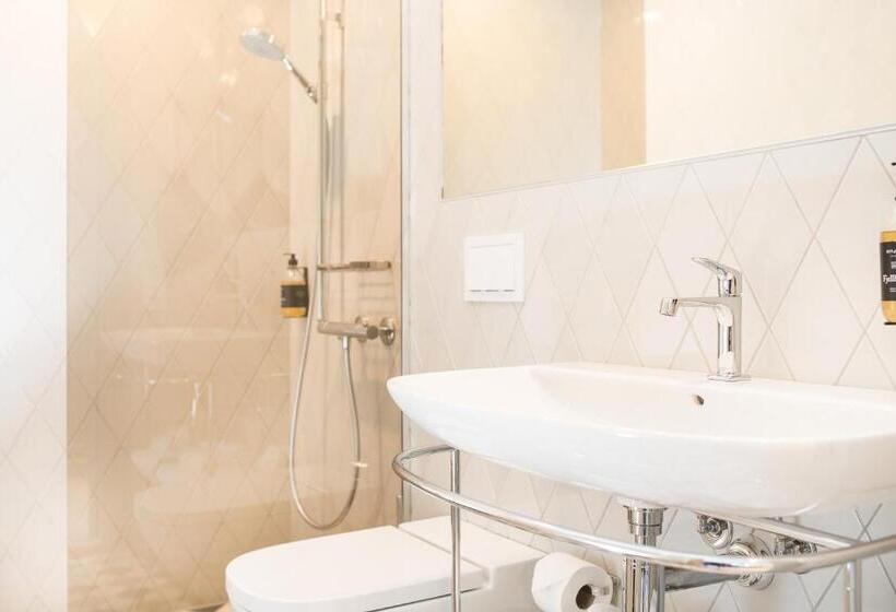 חדר סופריור, Bergen Børs