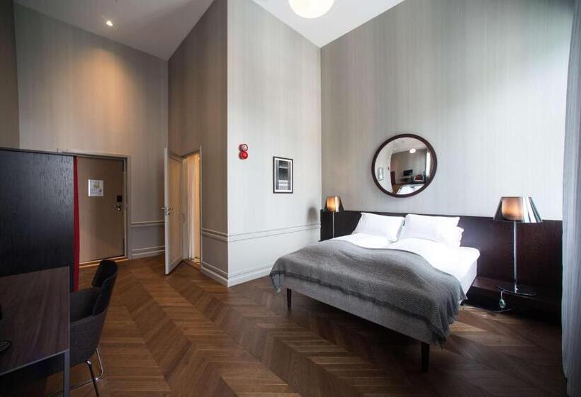 חדר סופריור, Bergen Børs