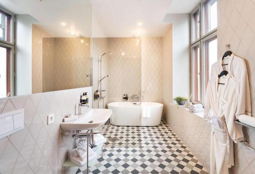 סוויטת ג'וניור מיטת קינג, Bergen Børs