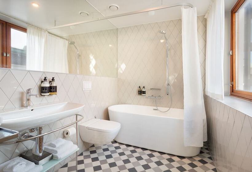 חדר סופריור, Bergen Børs