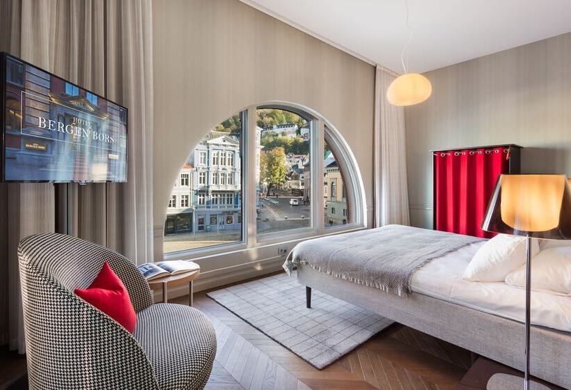 סוויטת ג'וניור נוף לעיר, Bergen Børs