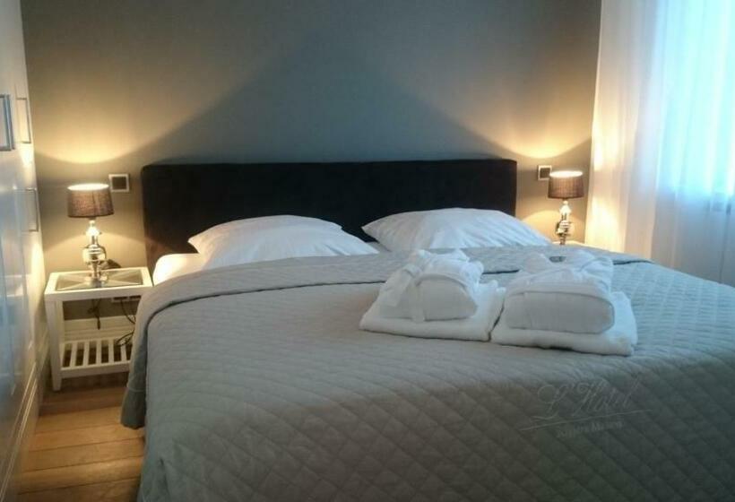 プレミアムスタジオ, Das Windhuk