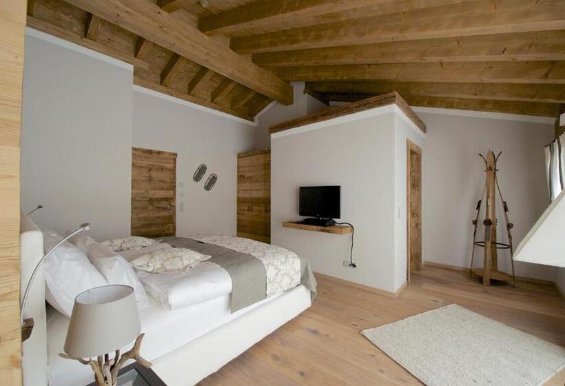 סוויטה, Ino Petit Chalet