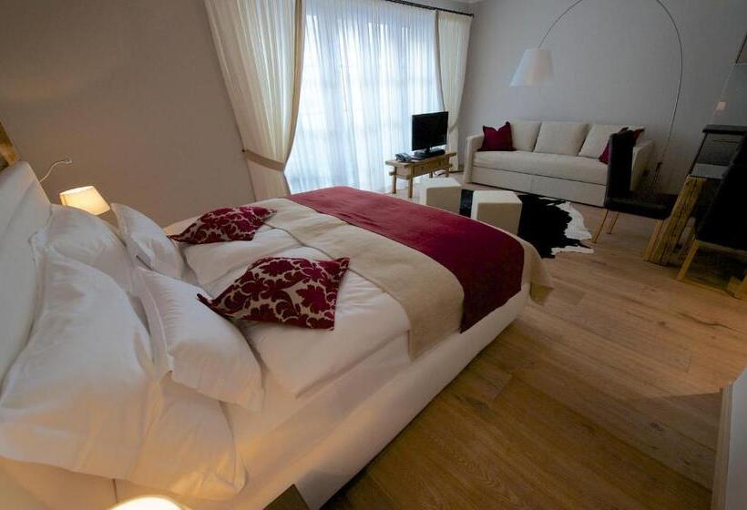 سوییت جونیور, Ino Petit Chalet
