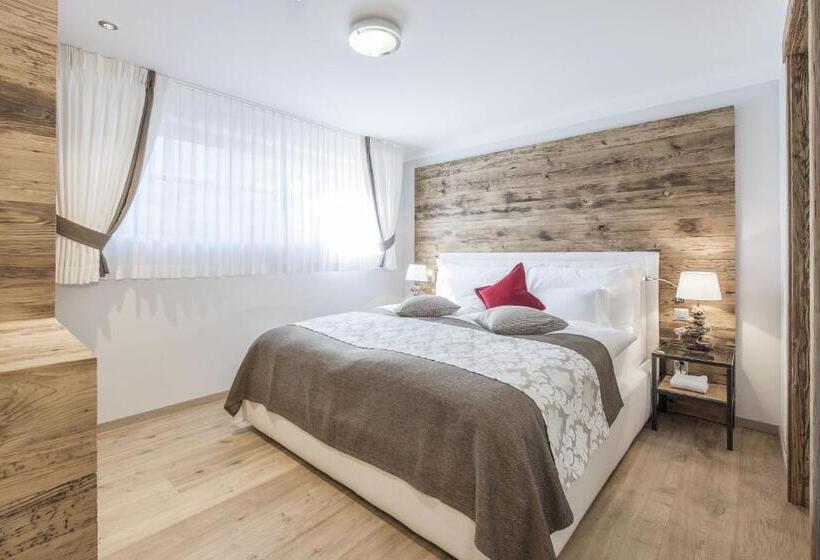 סוויטה נוף לגינה, Ino Petit Chalet