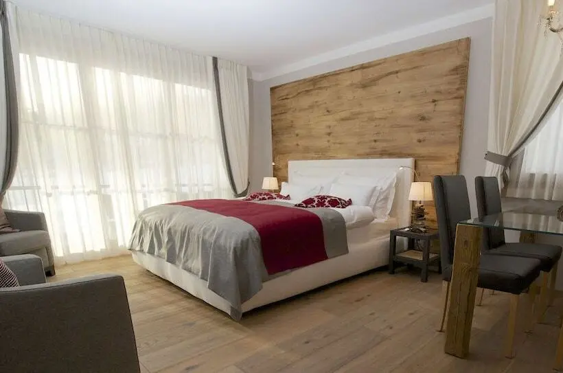 اتاق استاندارد, Ino Petit Chalet