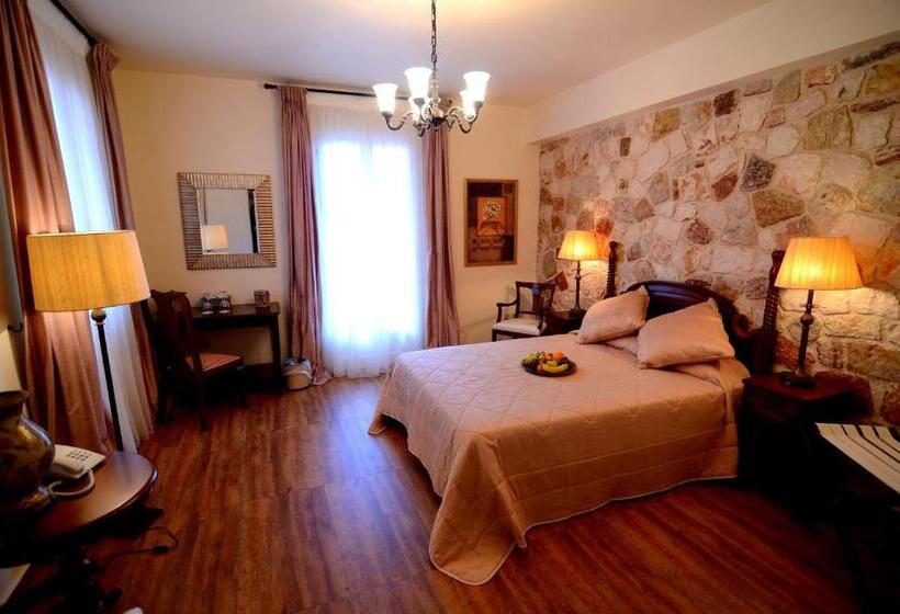 サイドシービュースイート, Korina Gallery