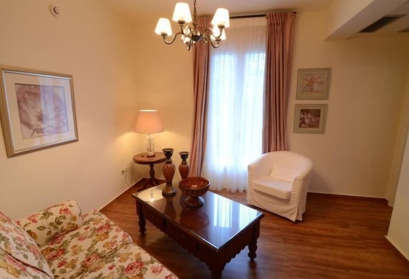 オーシャンビューデラックススイート, Korina Gallery