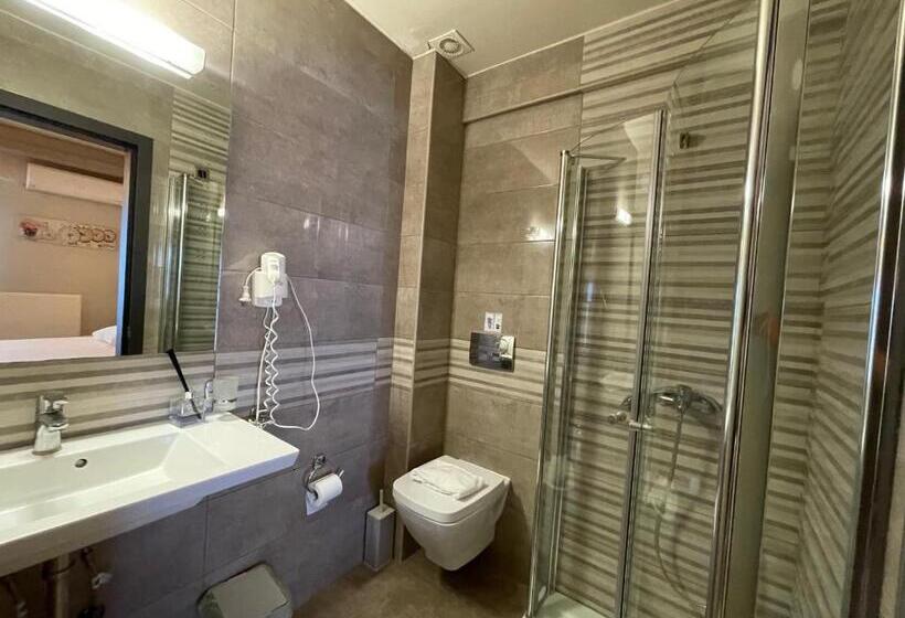 Трехместный Номер Deluxe Вид на Море, Porto Del Sol