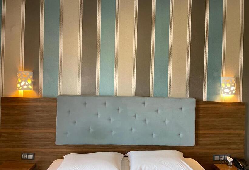 Номер Deluxe Вид на Море, Porto Del Sol