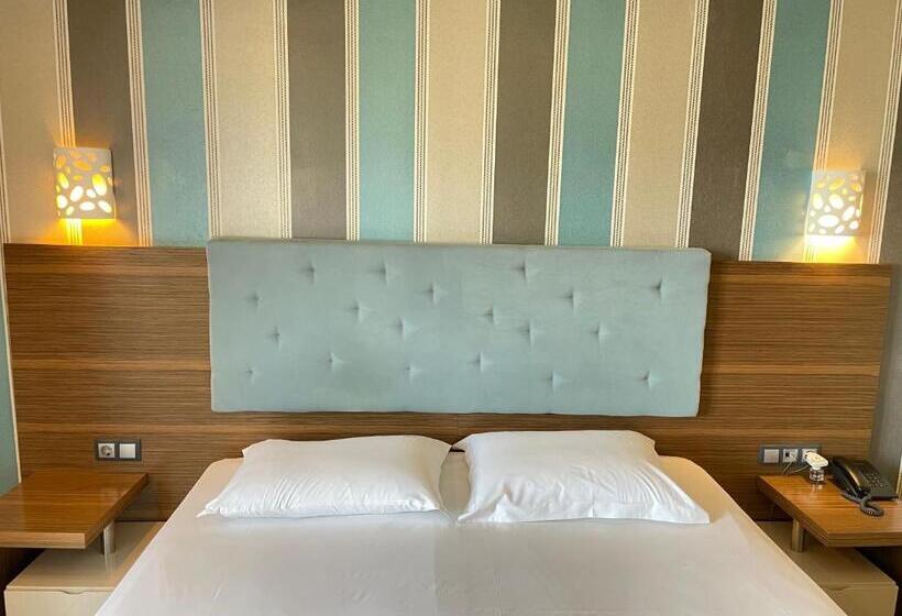 Номер Deluxe Вид на Море, Porto Del Sol