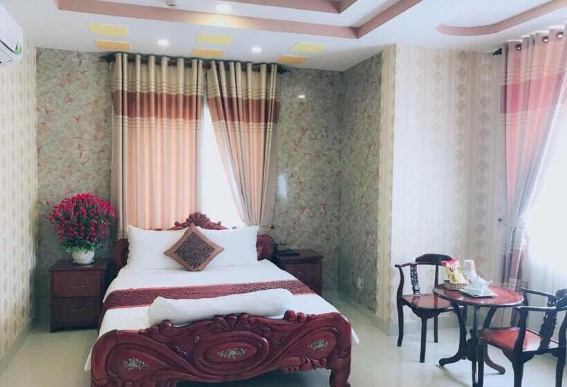 اتاق استاندارد, Quoc Dung