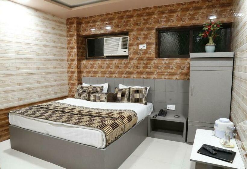 Номер Deluxe, Raj Inn Ajmer Sharif