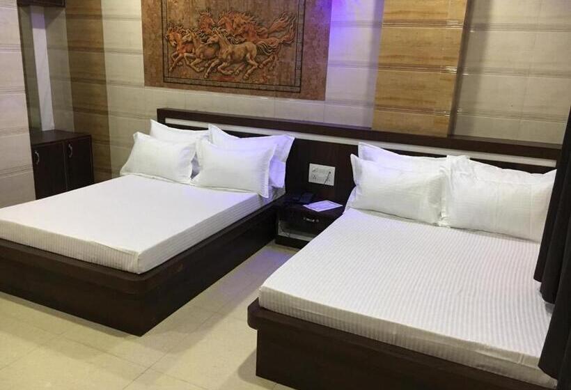 Family Suite, Raj Inn Ajmer Sharif