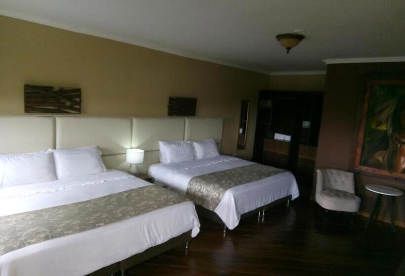 디럭스 패밀리 룸, Salento Plaza