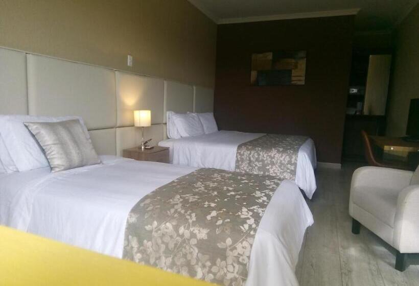 디럭스 트리플 룸, Salento Plaza