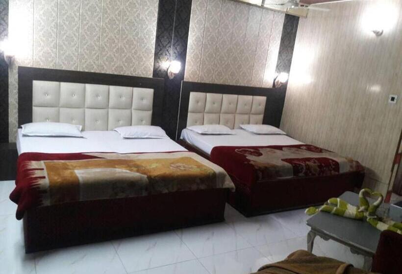 デラックスファミリールーム, Shehnaz Inn   Walking Distance For Golden Temple